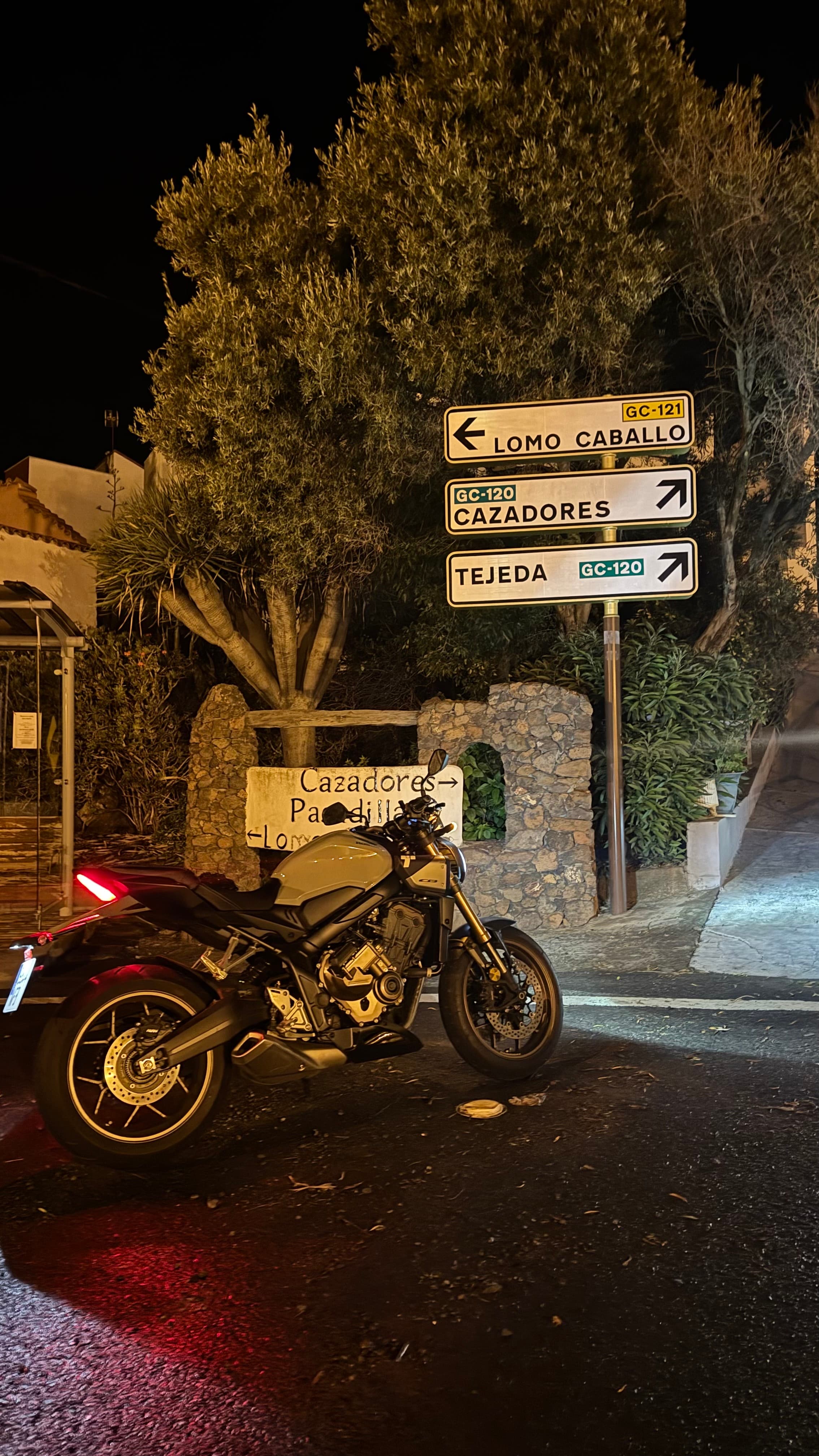 CB650R